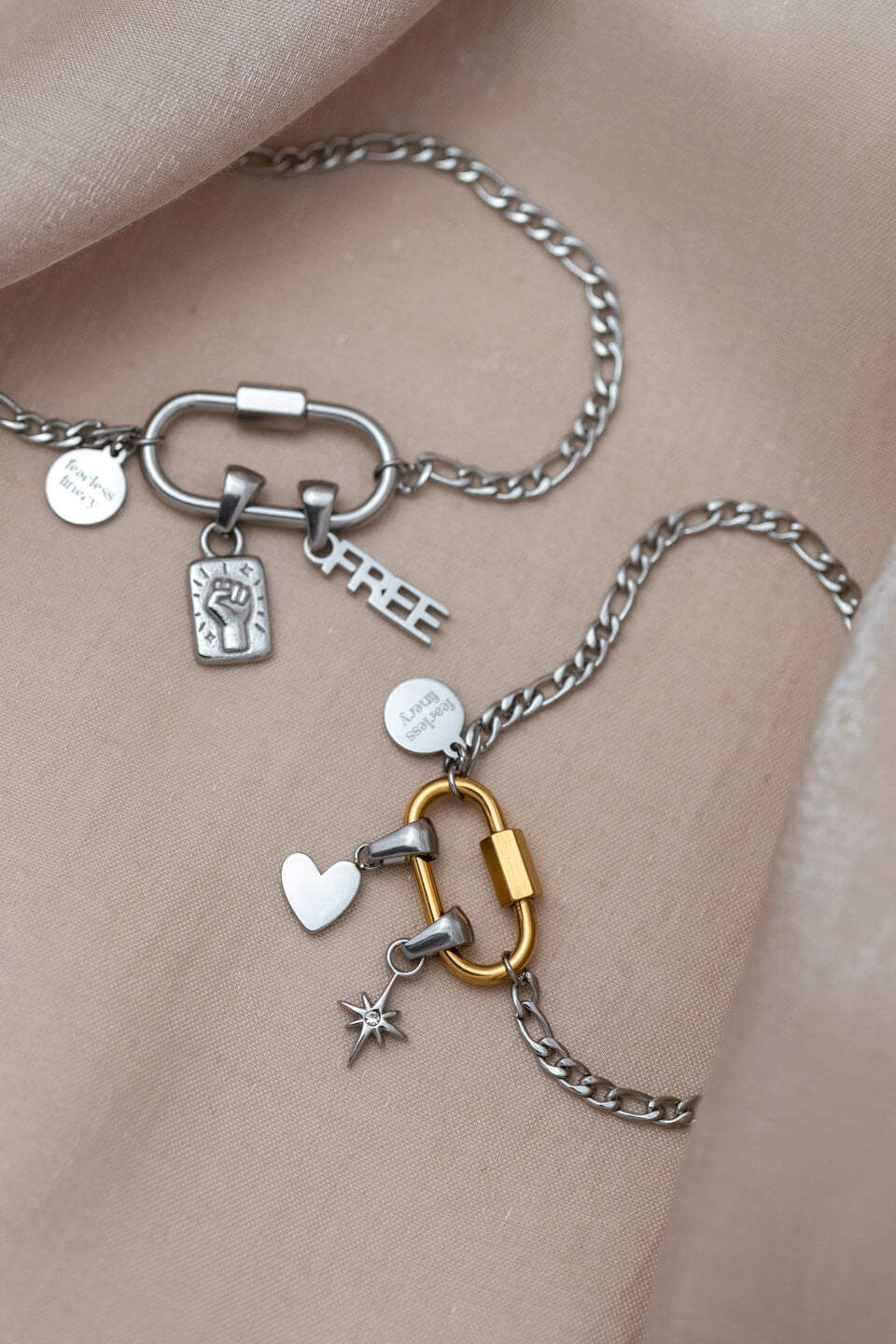 Amia Charm