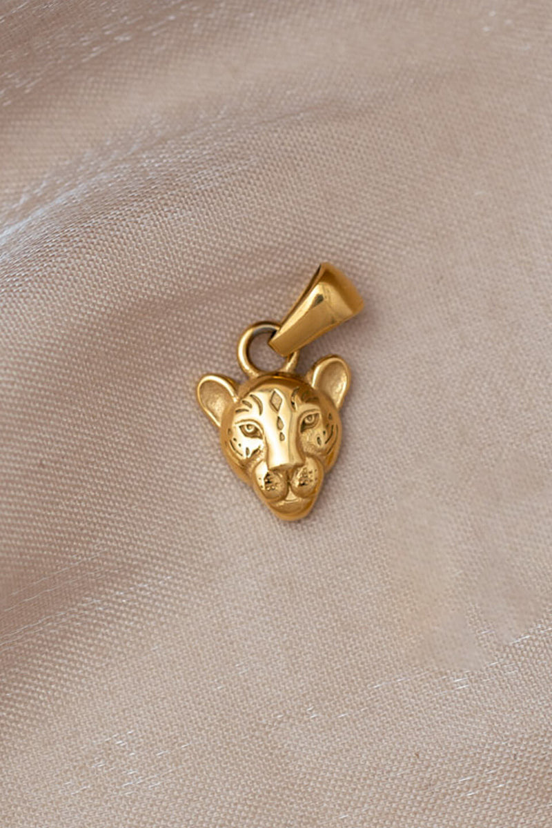Leona Charm