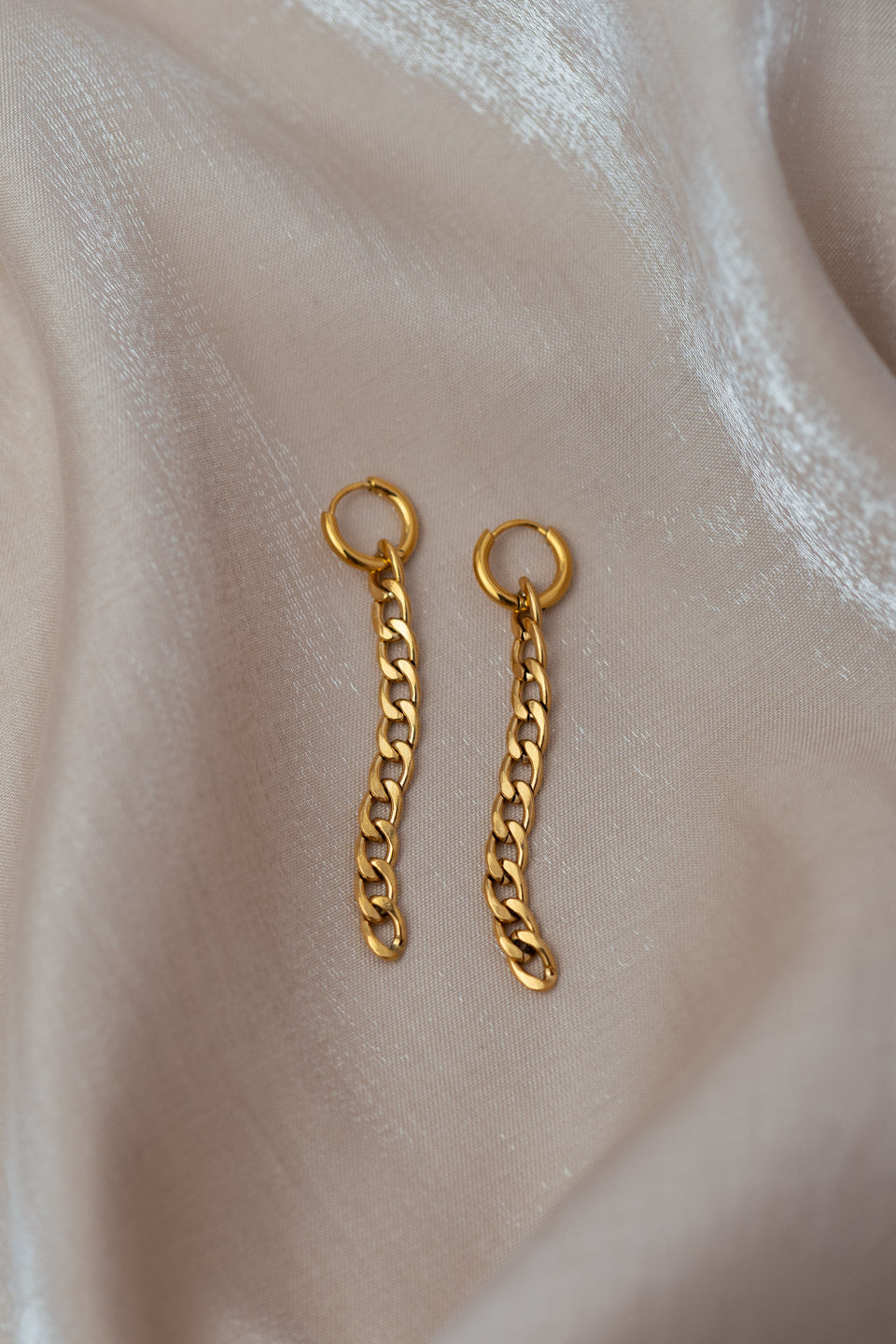 Goldene Ketten Ohrringe